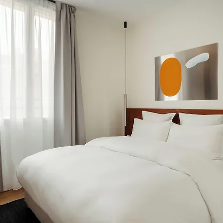 Edgar Marais - Temple Aparthotel